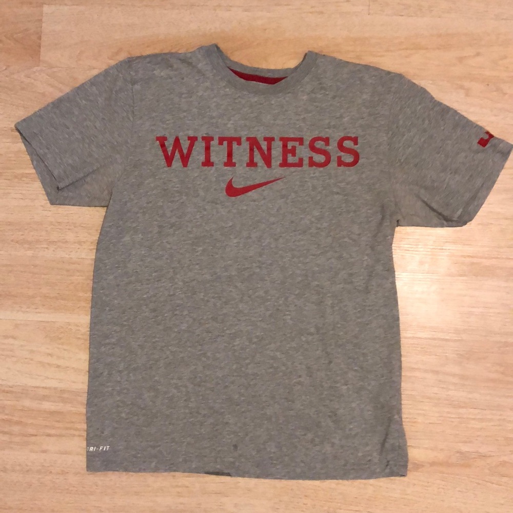 Lebron James Nike Dri-Fit (size.M)